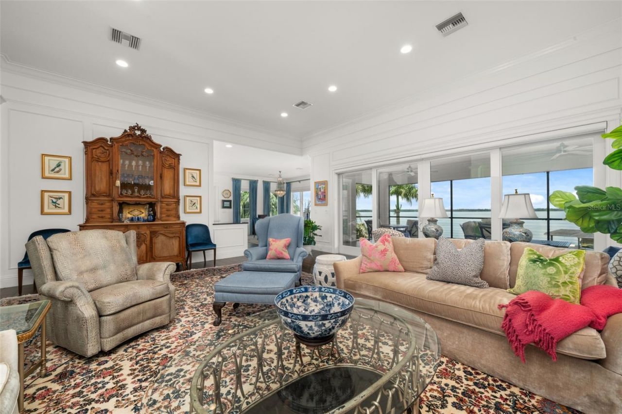 632 Sunset Pointe Drive, Lake Placid, FL 33852 Photo