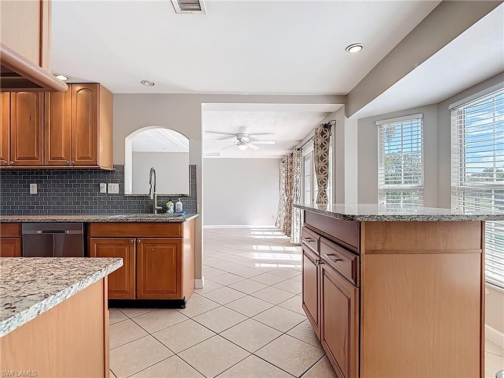5351 Chippendale Cir E, Fort Myers, FL 33919 Photo