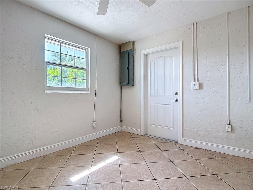 5351 Chippendale Cir E, Fort Myers, FL 33919 Photo