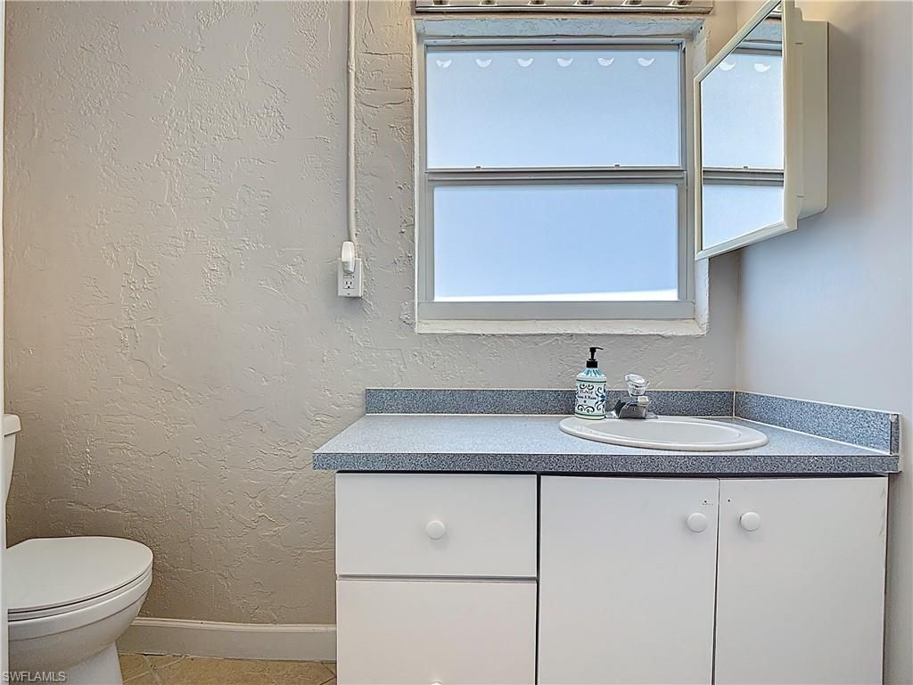 5351 Chippendale Cir E, Fort Myers, FL 33919 Photo