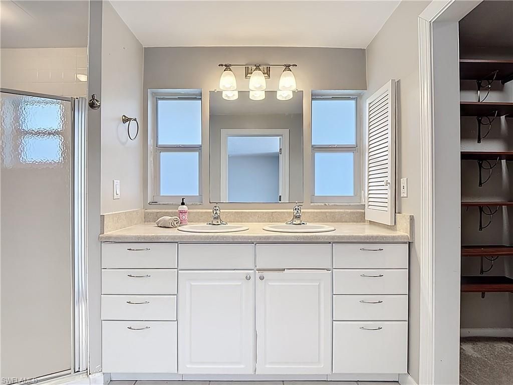 5351 Chippendale Cir E, Fort Myers, FL 33919 Photo