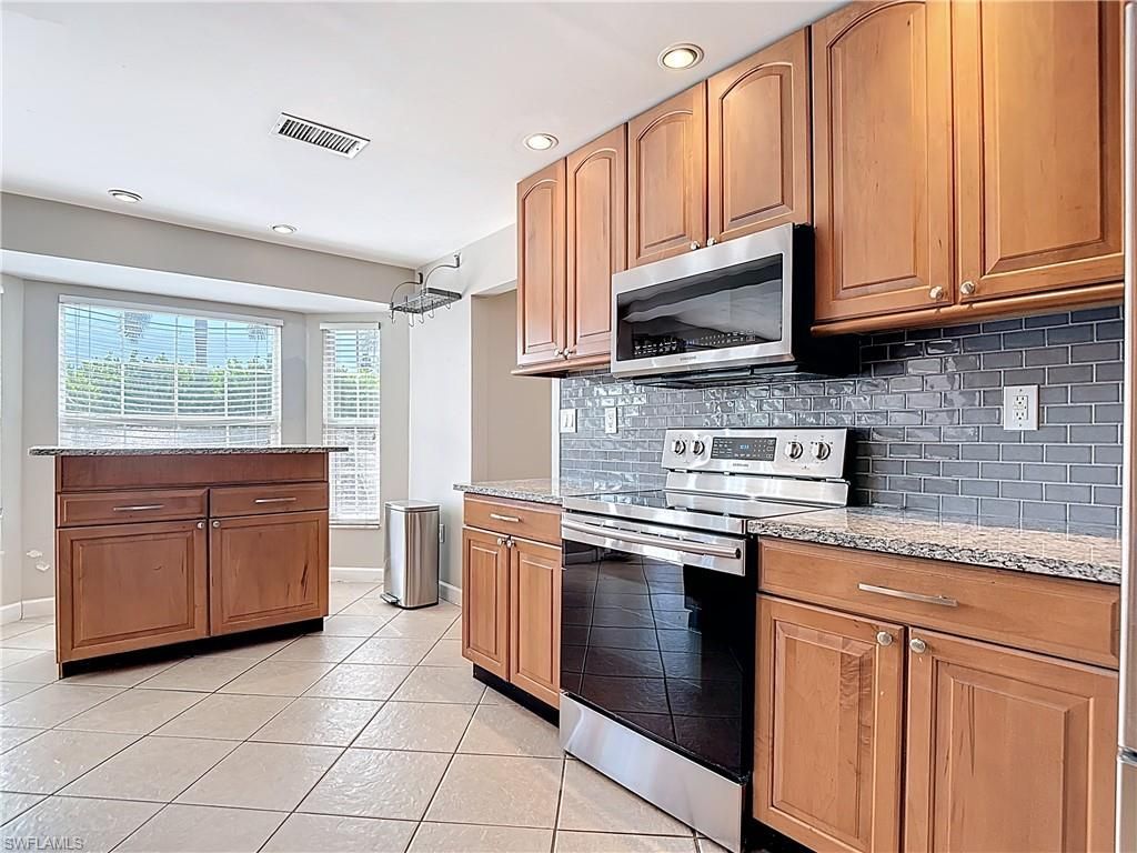 5351 Chippendale Cir E, Fort Myers, FL 33919 Photo