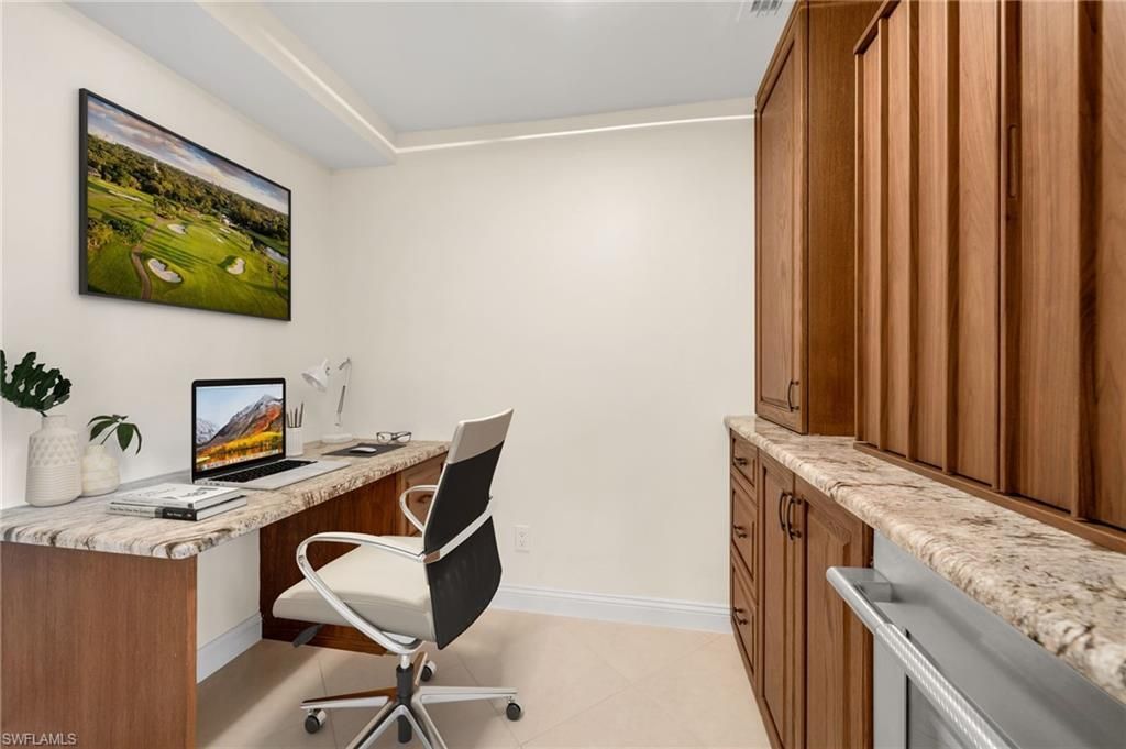 3401 Gulf Shore Blvd N, Unit 205, Naples, FL 34103 Photo