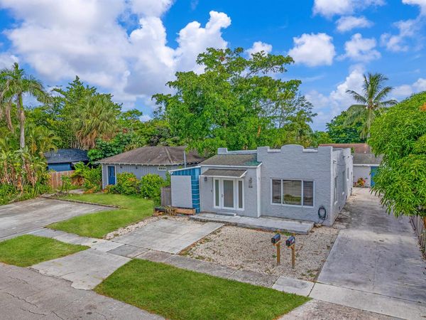 516 Nathan Hale Road, West Palm Beach, FL 33405