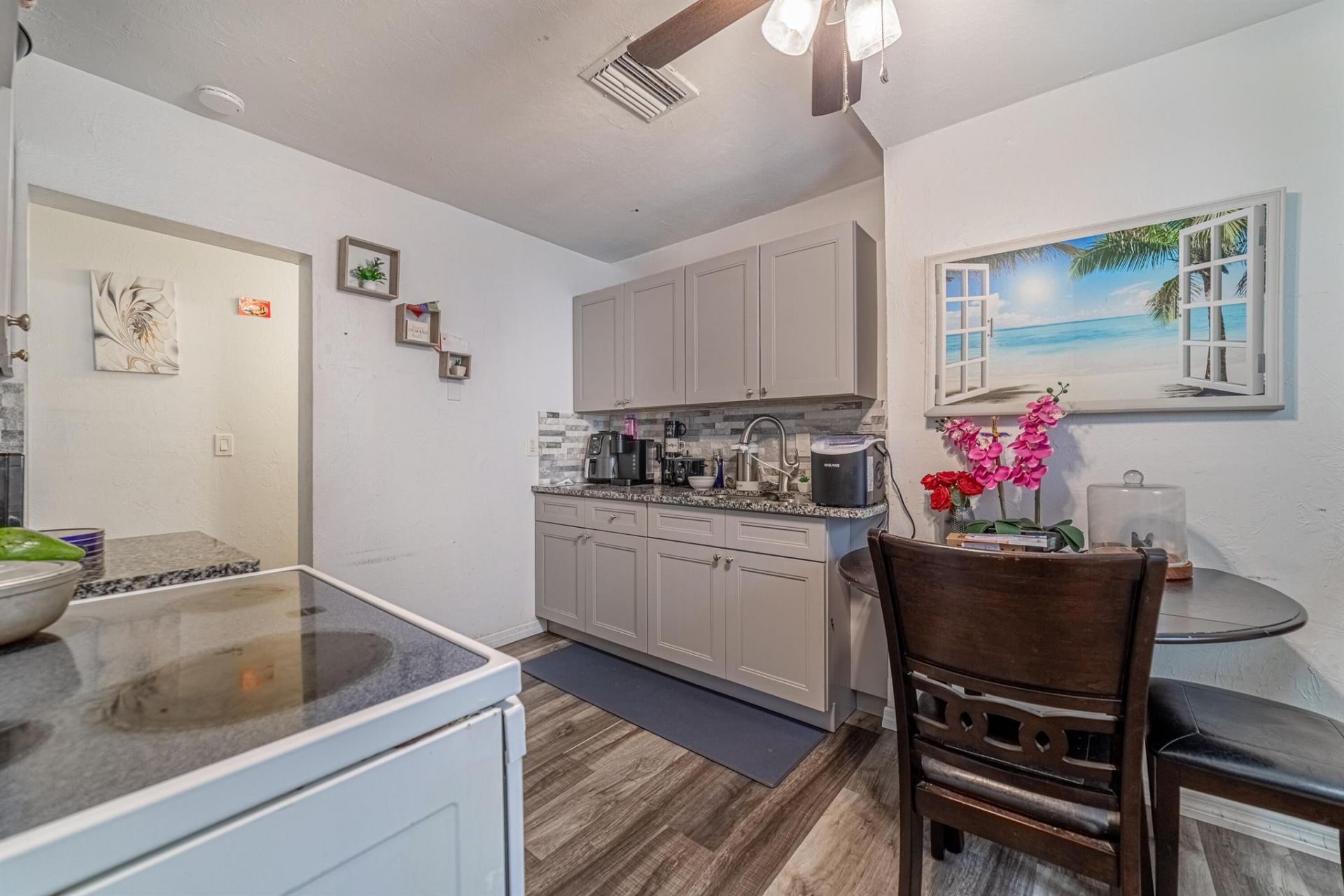 516 Nathan Hale Road, West Palm Beach, FL 33405 Photo