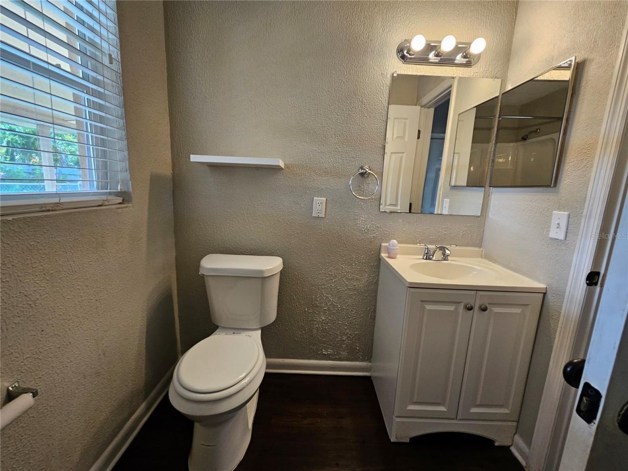 5206 6th Avenue Drive W, Bradenton, FL 34209 Photo