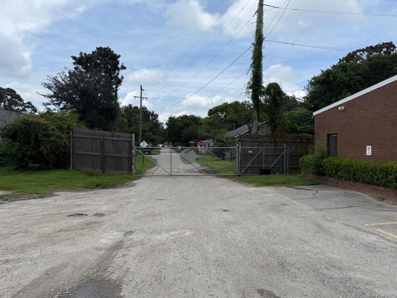 2490 Debonair , Laydown Yard Street Photo 4