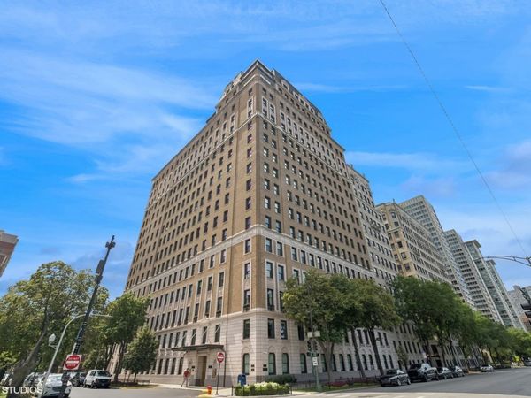 3500 N Lake Shore Drive, Unit 7C, Chicago, IL 60657