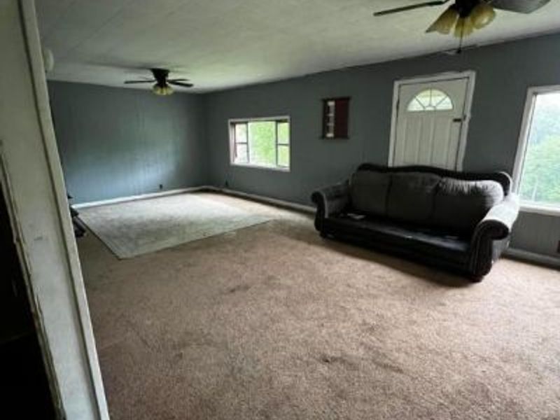 9894 Salem Hollow RD Road NE, New Straitsville, OH 43150 Photo 6