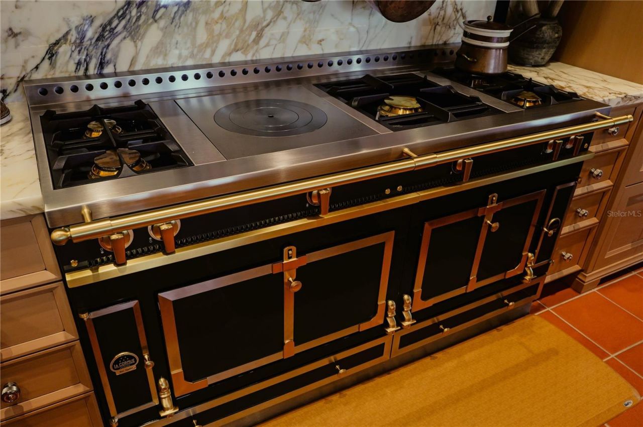 139 S Washington Drive, Sarasota, FL 34236 Photo