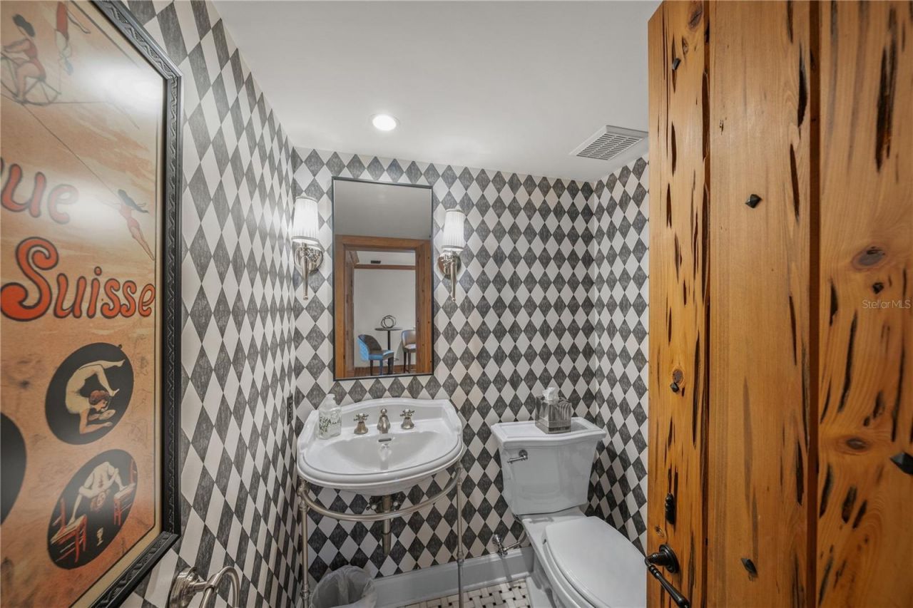 139 S Washington Drive, Sarasota, FL 34236 Photo