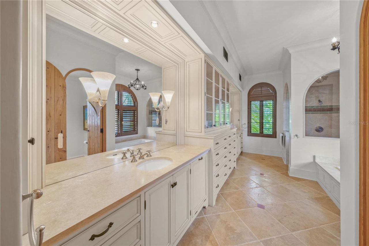 139 S Washington Drive, Sarasota, FL 34236 Photo