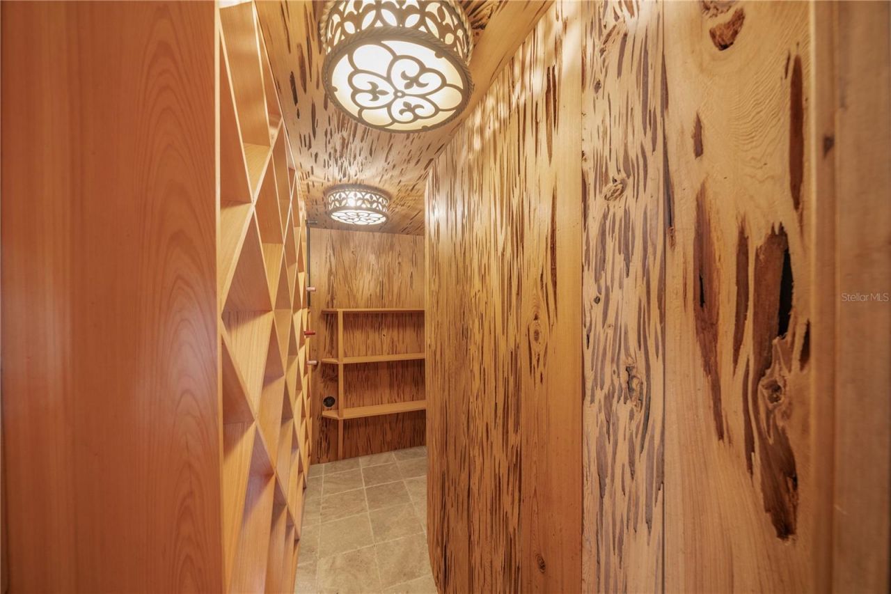 139 S Washington Drive, Sarasota, FL 34236 Photo