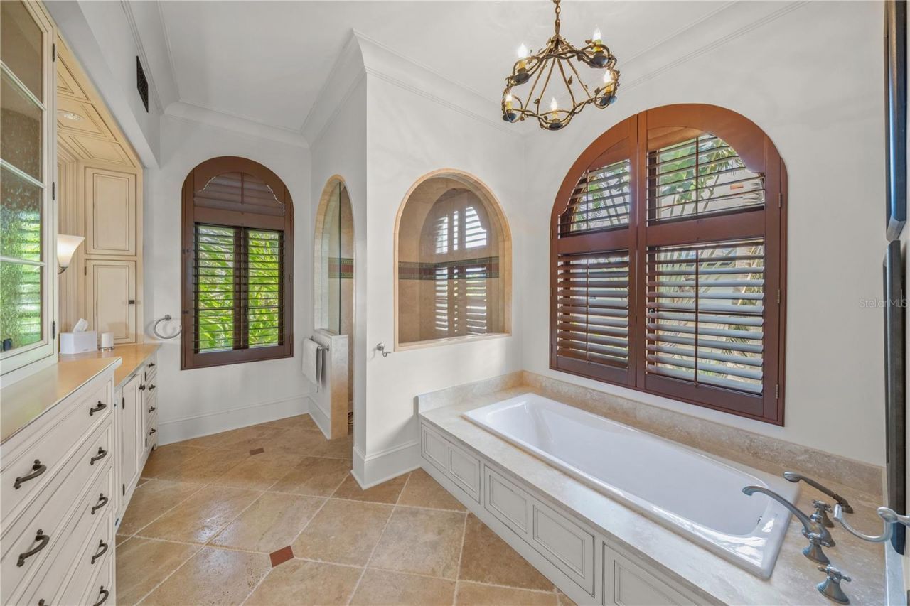 139 S Washington Drive, Sarasota, FL 34236 Photo