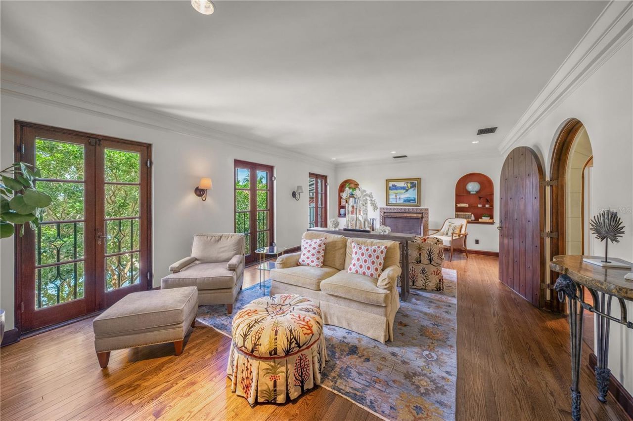 139 S Washington Drive, Sarasota, FL 34236 Photo