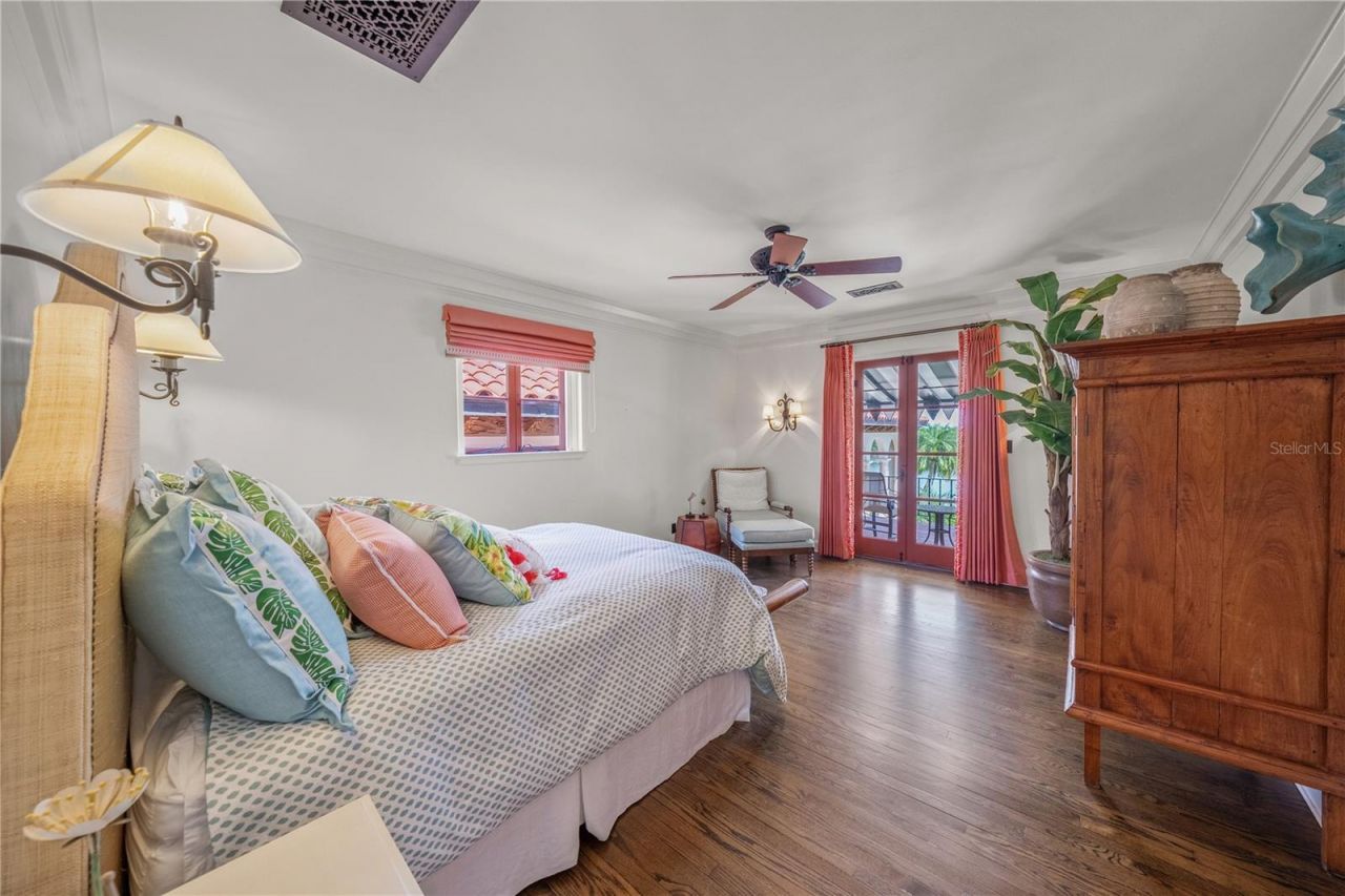 139 S Washington Drive, Sarasota, FL 34236 Photo