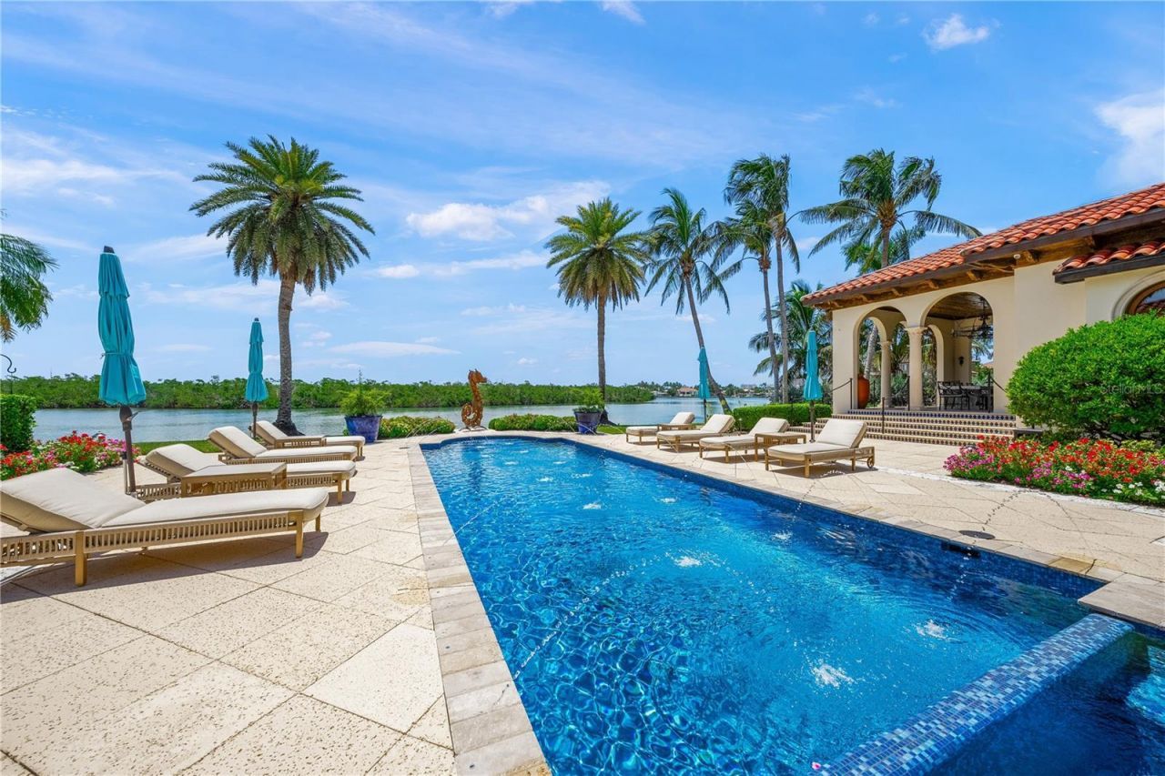 139 S Washington Drive, Sarasota, FL 34236 Photo