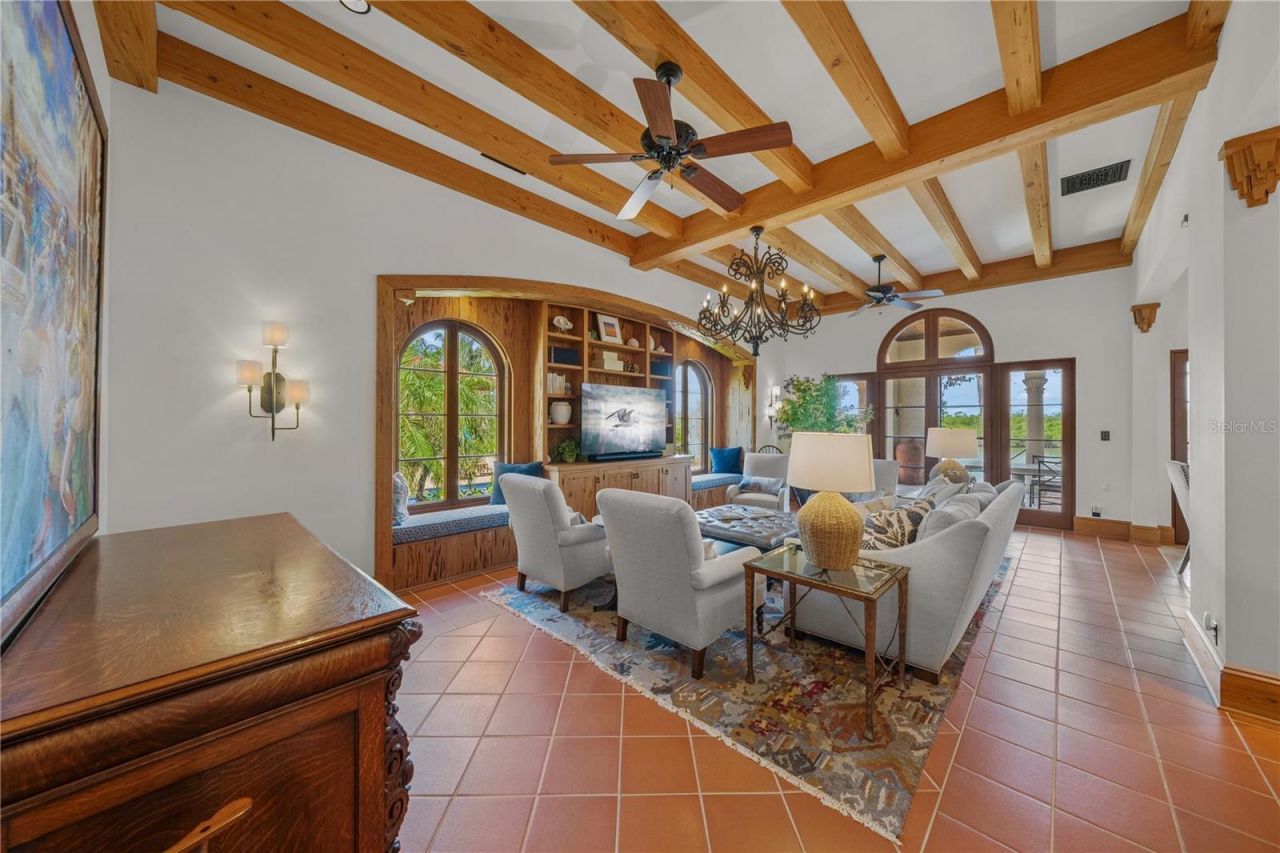 139 S Washington Drive, Sarasota, FL 34236 Photo