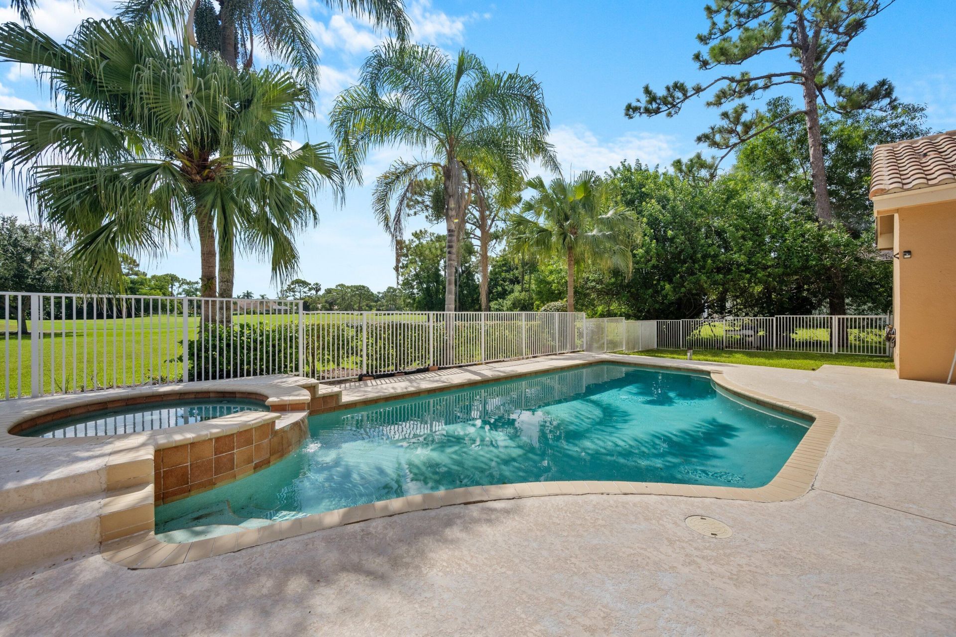 8738 Marlamoor Lane, Palm Beach Gardens, FL 33412 Photo