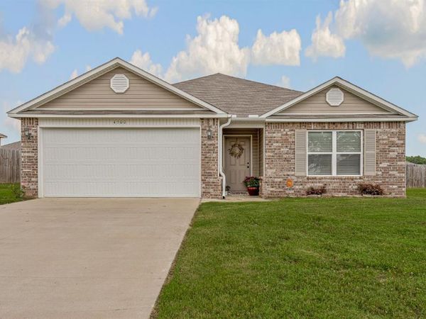 4500 Willow Pointe, Jonesboro, AR 72405