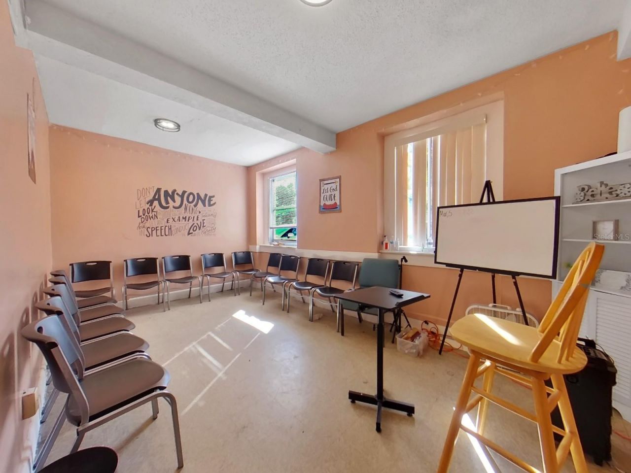 953 E 11th Avenue, Tampa, FL 33605 Photo