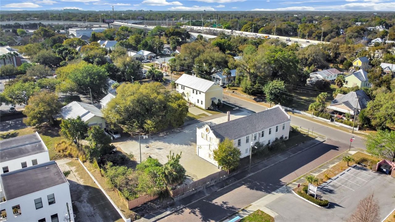 953 E 11th Avenue, Tampa, FL 33605 Photo