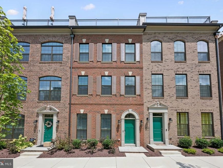 607 Skiff Way, Oxon Hill, MD 20745 Main Photo