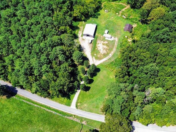 1240 Johnson Branch Rd, Pulaski, TN 38478