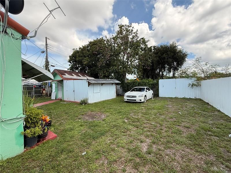 2377 NW 84th Street, Miami, FL 33147 Photo