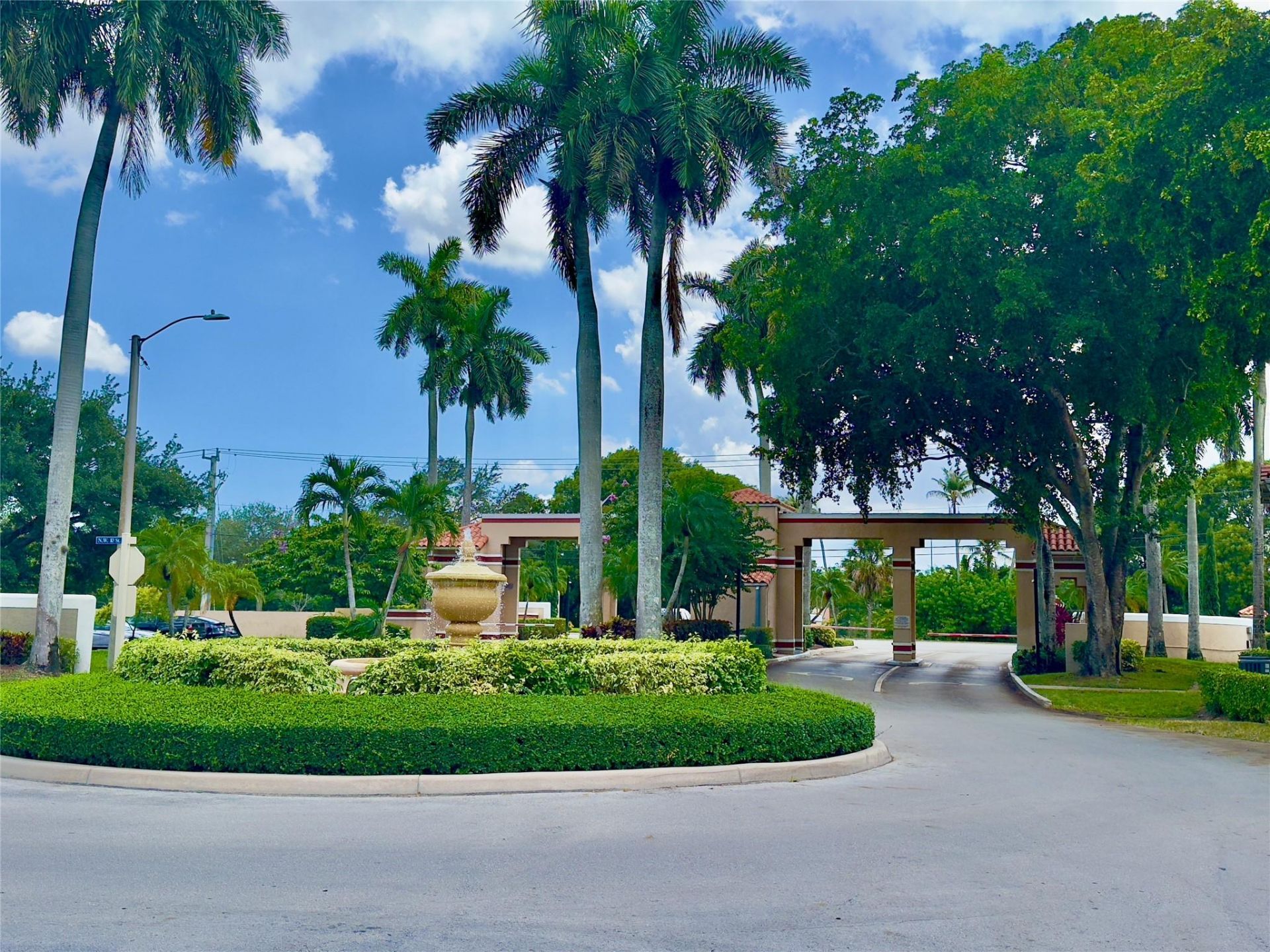 12078 NW 11th Street, Unit 12078, Pembroke Pines, FL 33026 Photo