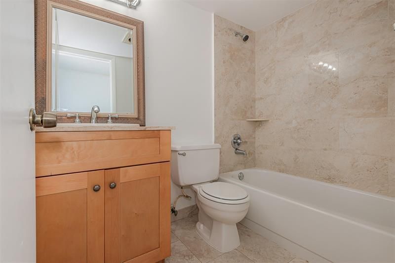 6075 N Sabal Palm Boulevard, Unit 204, Tamarac, FL 33319 Photo