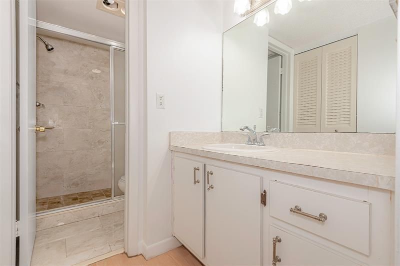 6075 N Sabal Palm Boulevard, Unit 204, Tamarac, FL 33319 Photo