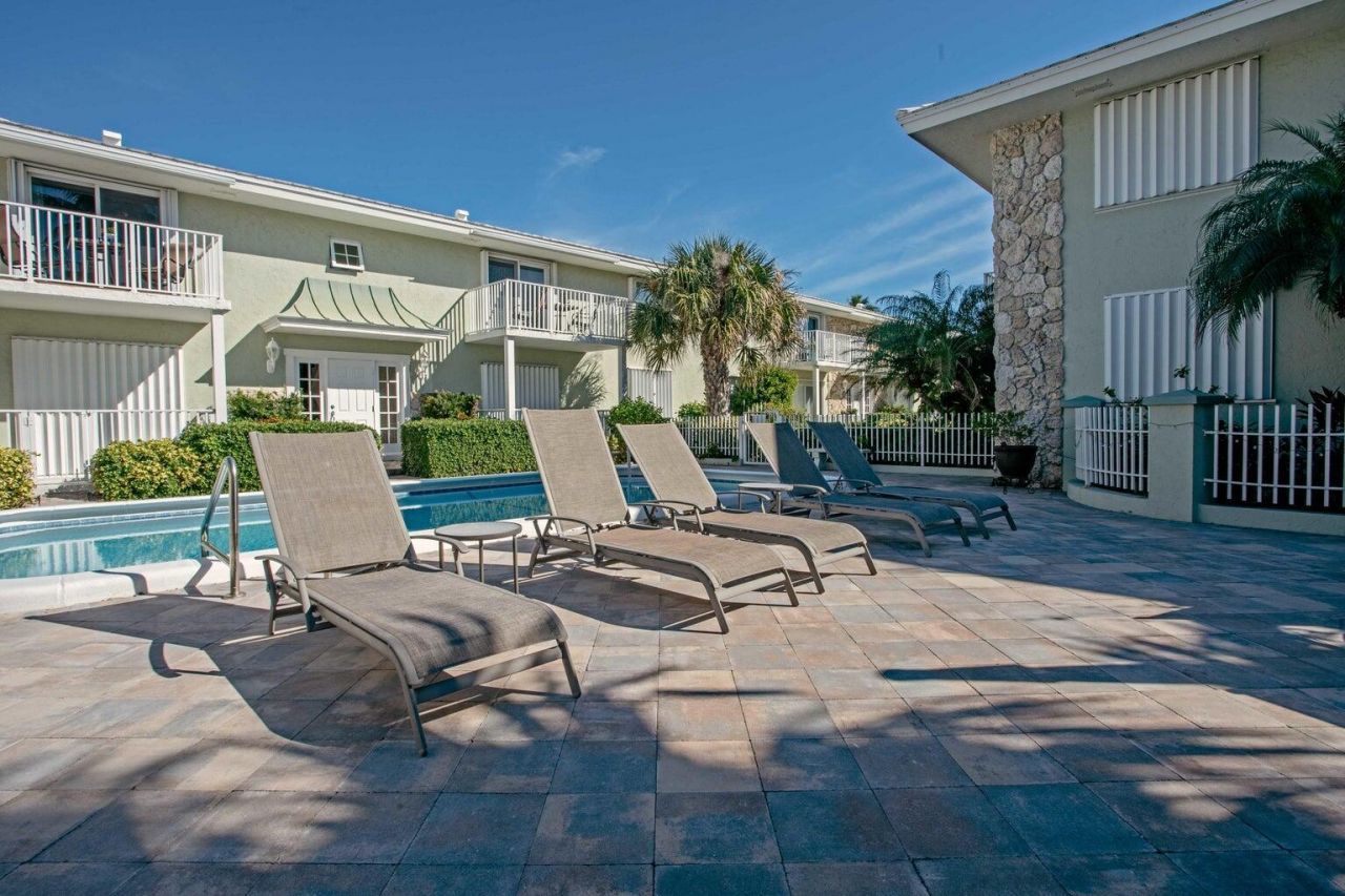 5500 Old Ocean Boulevard, Unit 210, Ocean Ridge, FL 33435 Photo