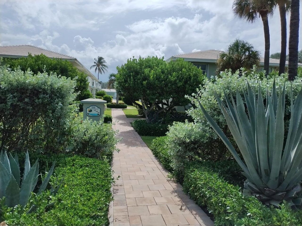 5500 Old Ocean Boulevard, Unit 210, Ocean Ridge, FL 33435 Photo