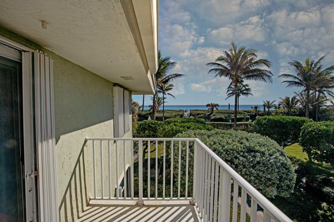 5500 Old Ocean Boulevard, Unit 210, Ocean Ridge, FL 33435 Photo