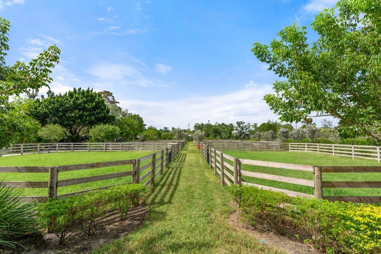 1754 B Road, Loxahatchee Groves, FL 33470 Photo