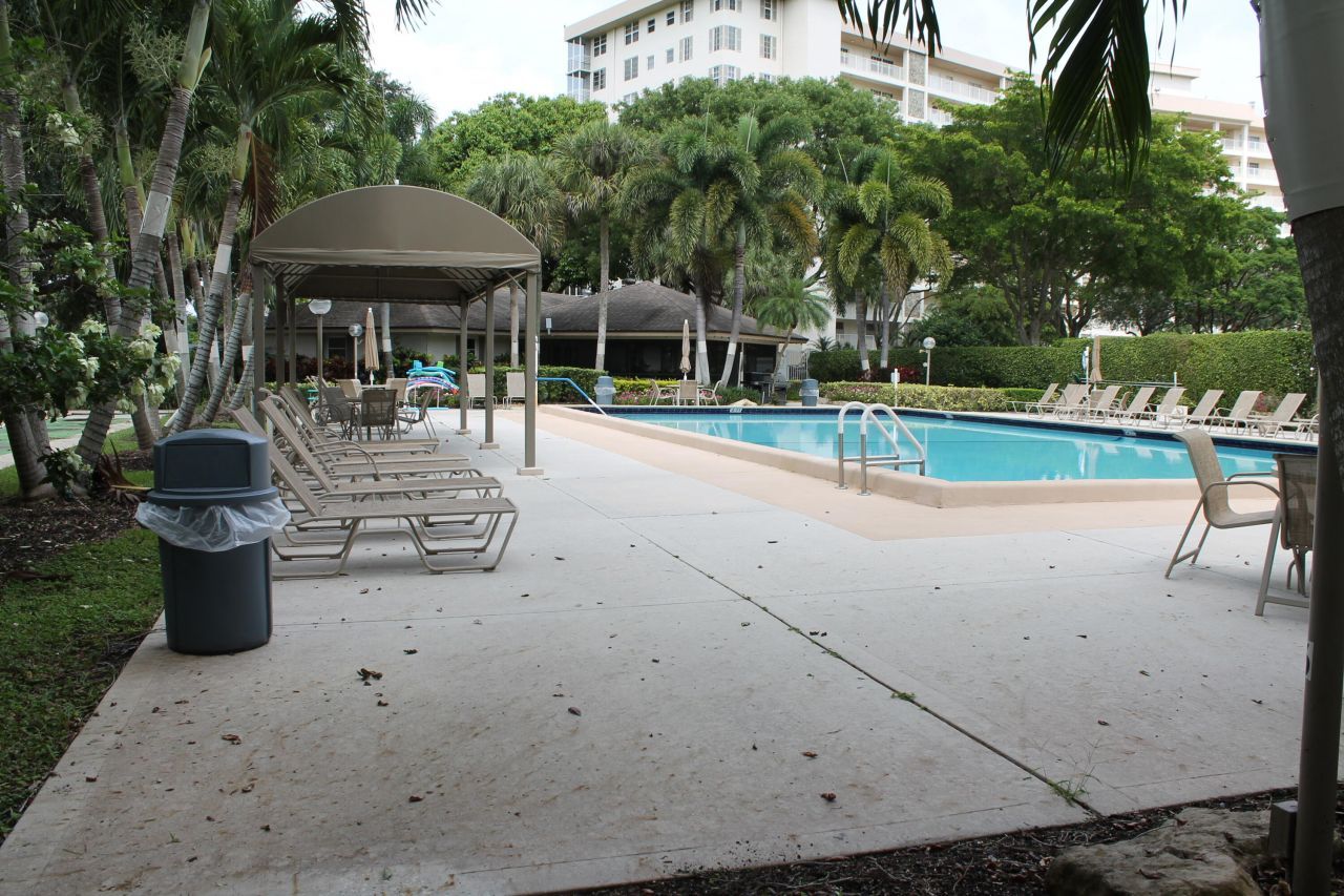 3507 Oaks Way, Unit 603, Pompano Beach, FL 33069 Photo