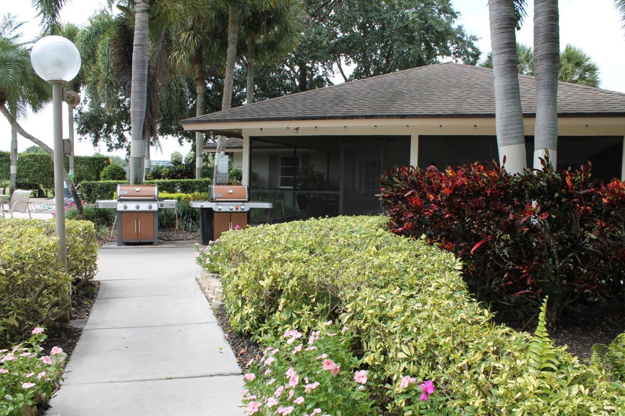 3507 Oaks Way, Unit 603, Pompano Beach, FL 33069 Photo