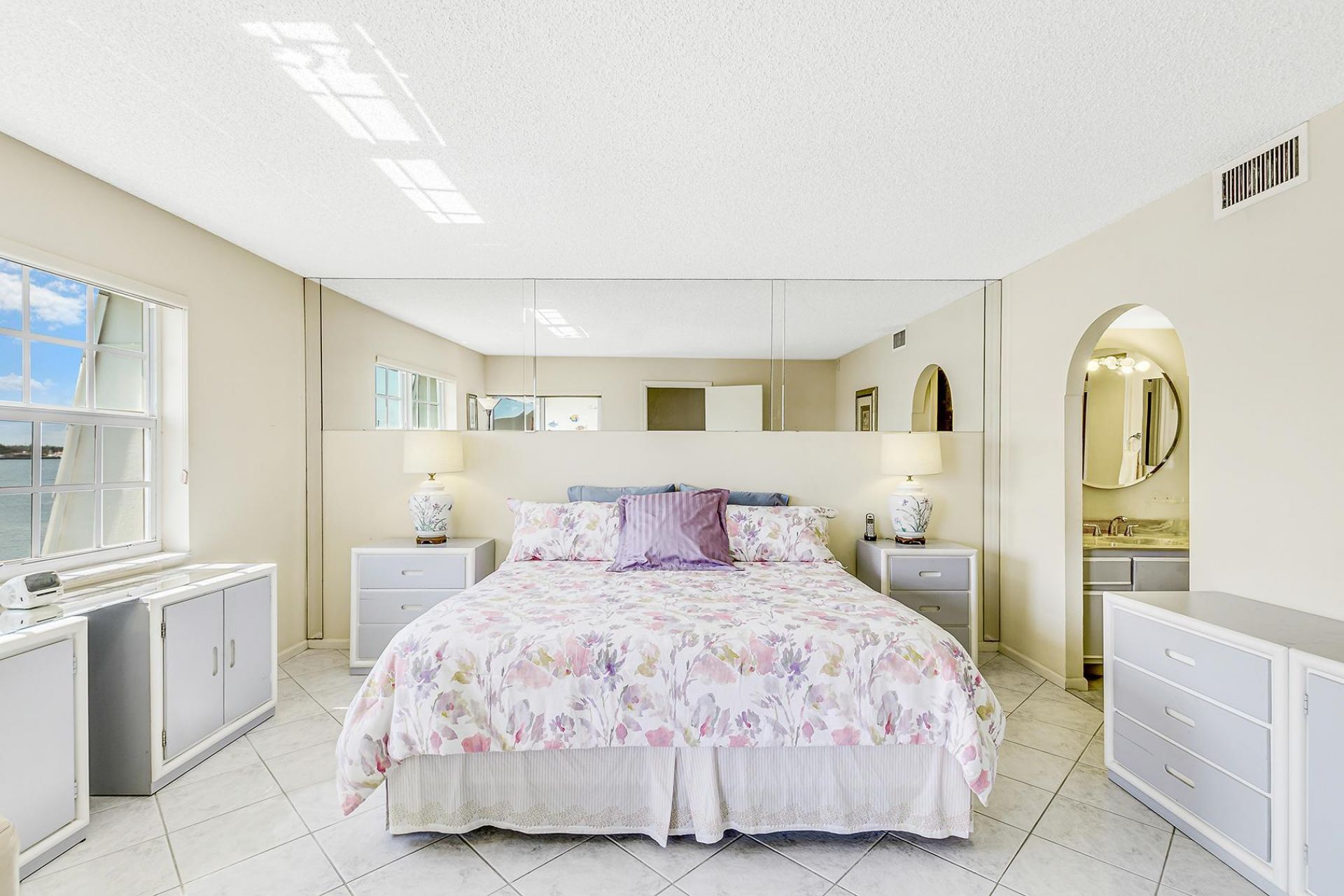 1025 Sugar Sands Boulevard, Unit 360, Singer Island, FL 33404 Photo