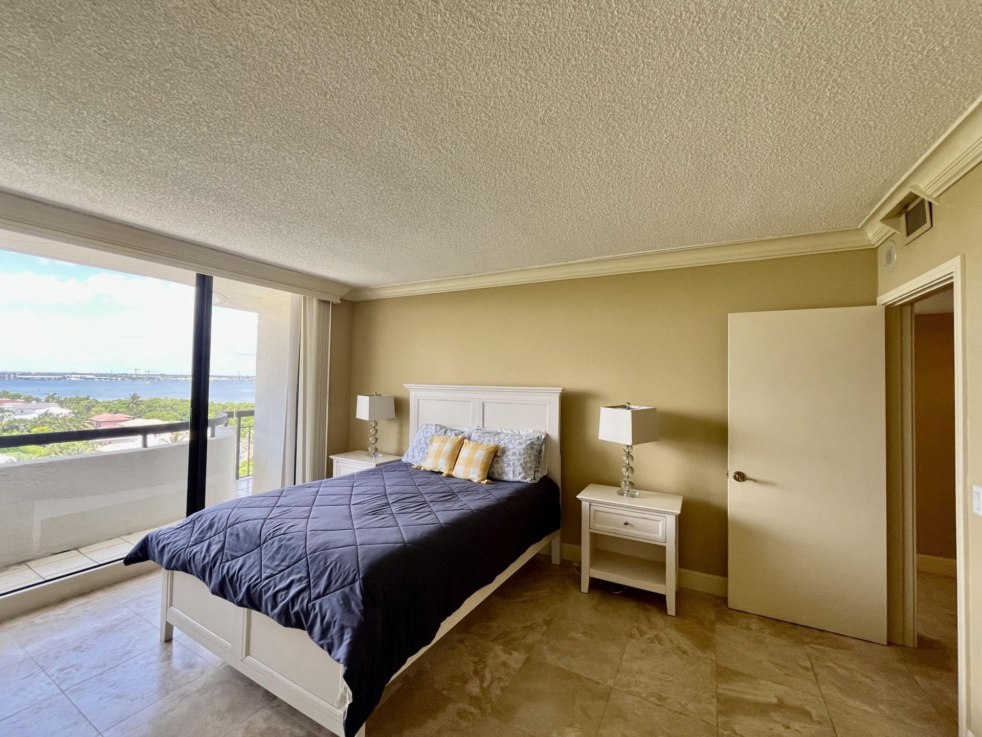 4100 N Ocean Drive, Unit 803, Singer Island, FL 33404 Photo