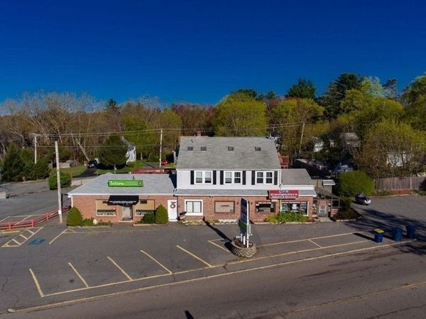 118 North Bedford Street, East Bridgewater, MA 02333