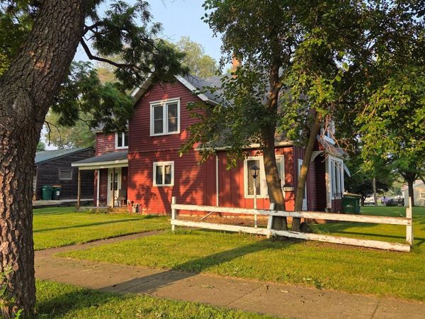 112 N Sverdrup Avenue, Jackson, MN 56143
