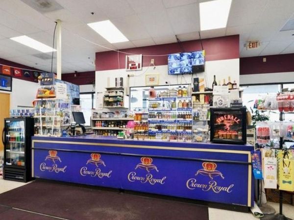 2950 White Bear Avenue N, Maplewood, MN 55109