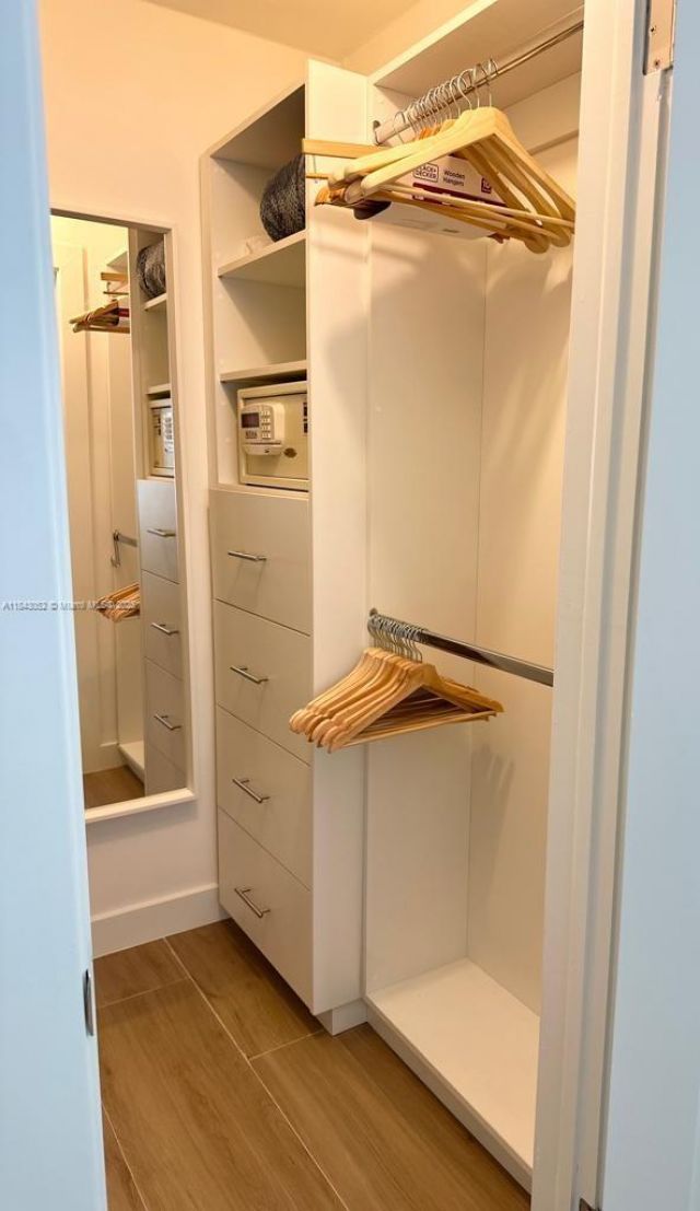 72 S 7, Unit 112, Naples, FL 34102 Photo