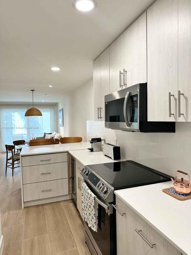 72 S 7, Unit 112, Naples, FL 34102 Photo