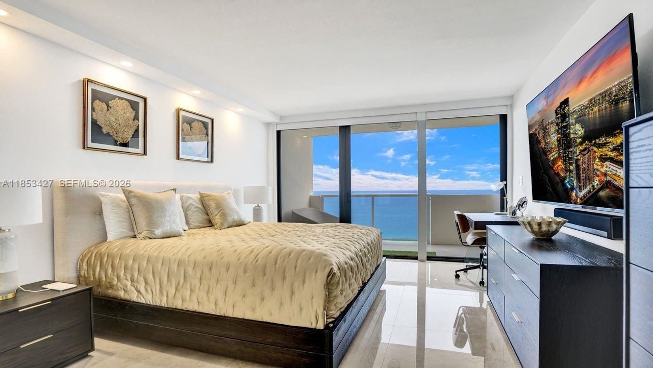 5757 Collins Ave, Unit 1605, Miami Beach, FL 33140 Photo