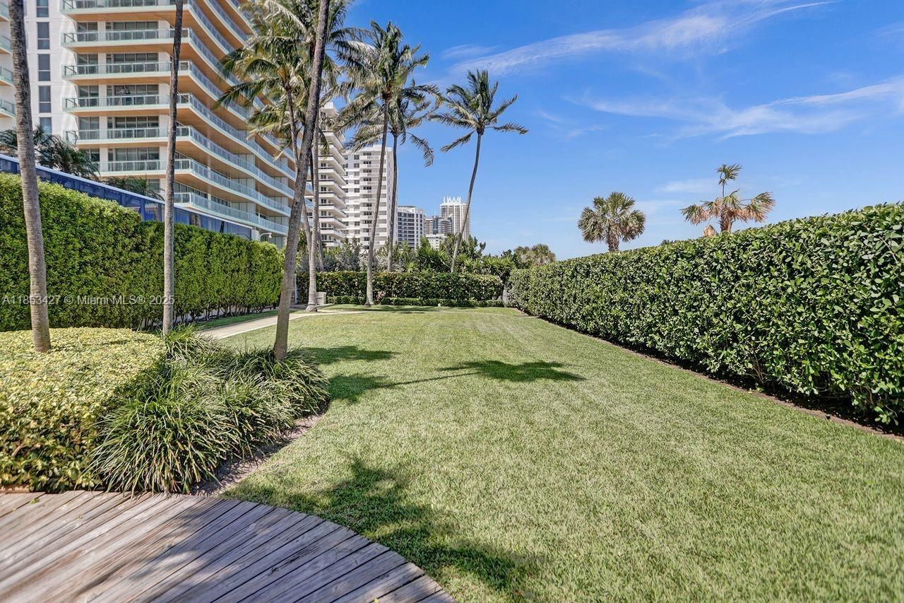 5757 Collins Ave, Unit 1605, Miami Beach, FL 33140 Photo
