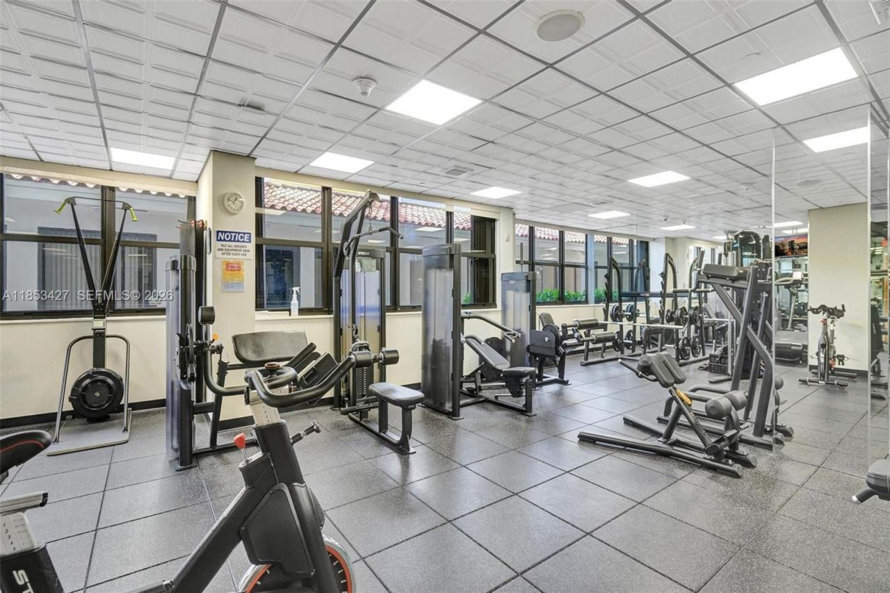 5757 Collins Ave, Unit 1605, Miami Beach, FL 33140 Photo