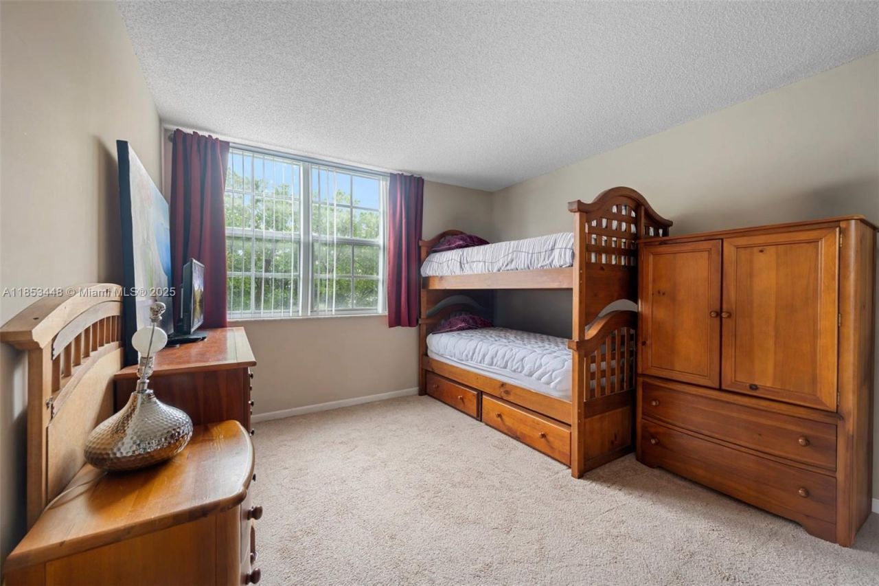 19999 E Country Club Dr, Unit 1208, Aventura, FL 33180 Photo