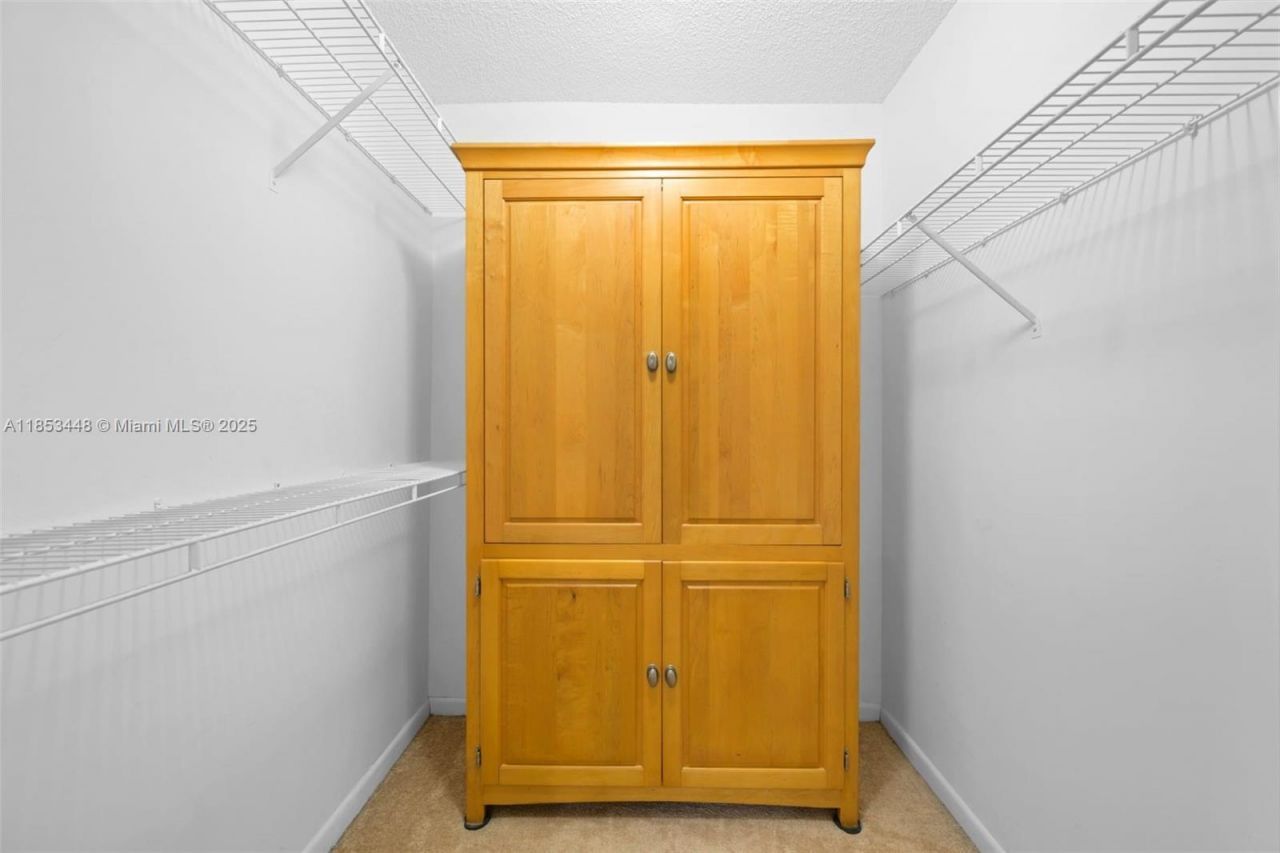 19999 E Country Club Dr, Unit 1208, Aventura, FL 33180 Photo